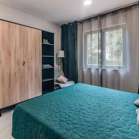 Apartman Amazing In With Kitchen Medulin